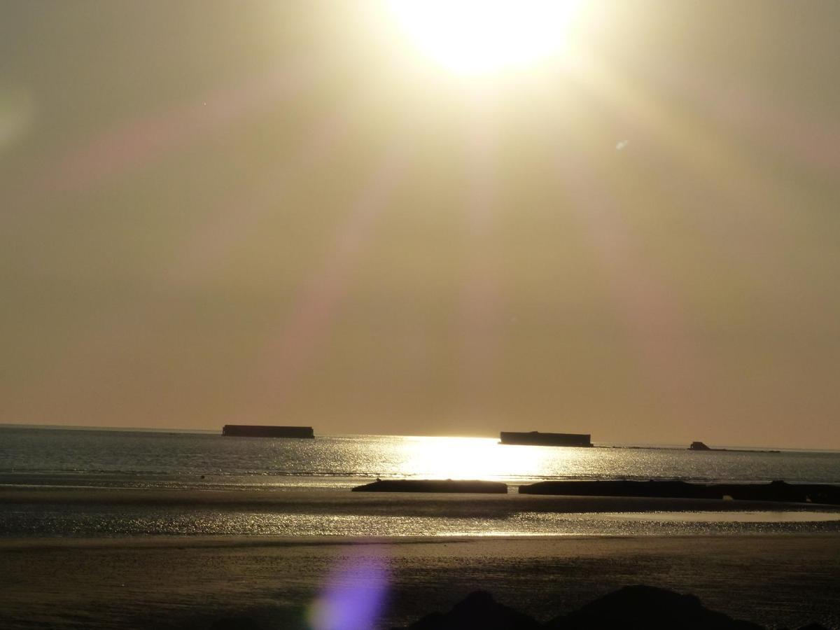 ارومانش لي بان Le Ruban Bleu Face A La Mer المظهر الخارجي الصورة